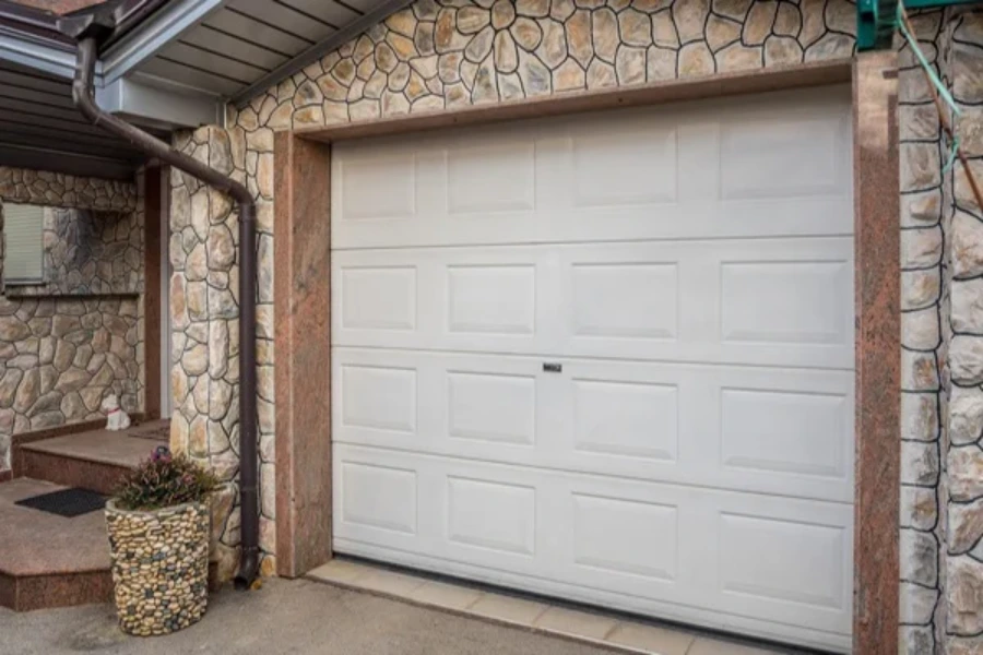 Signs You Need to Replace Your Garage Door System Millbrook, AL Signs You Need to Replace Your Garage Door System Millbrook, AL